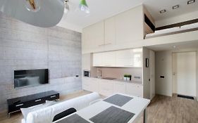 Standard Apartment by Hi5 - Gellért Spa Area